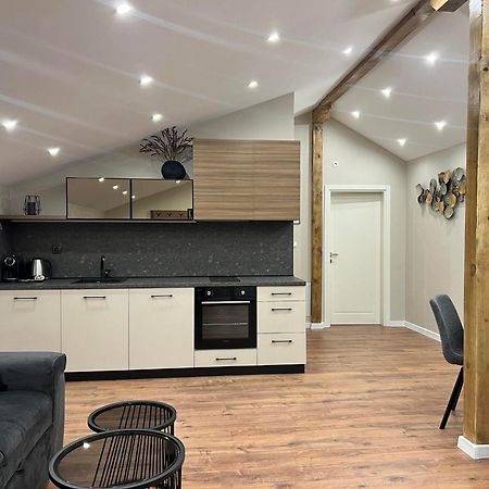 Хотел Vip Apart House プレベン エクステリア 写真