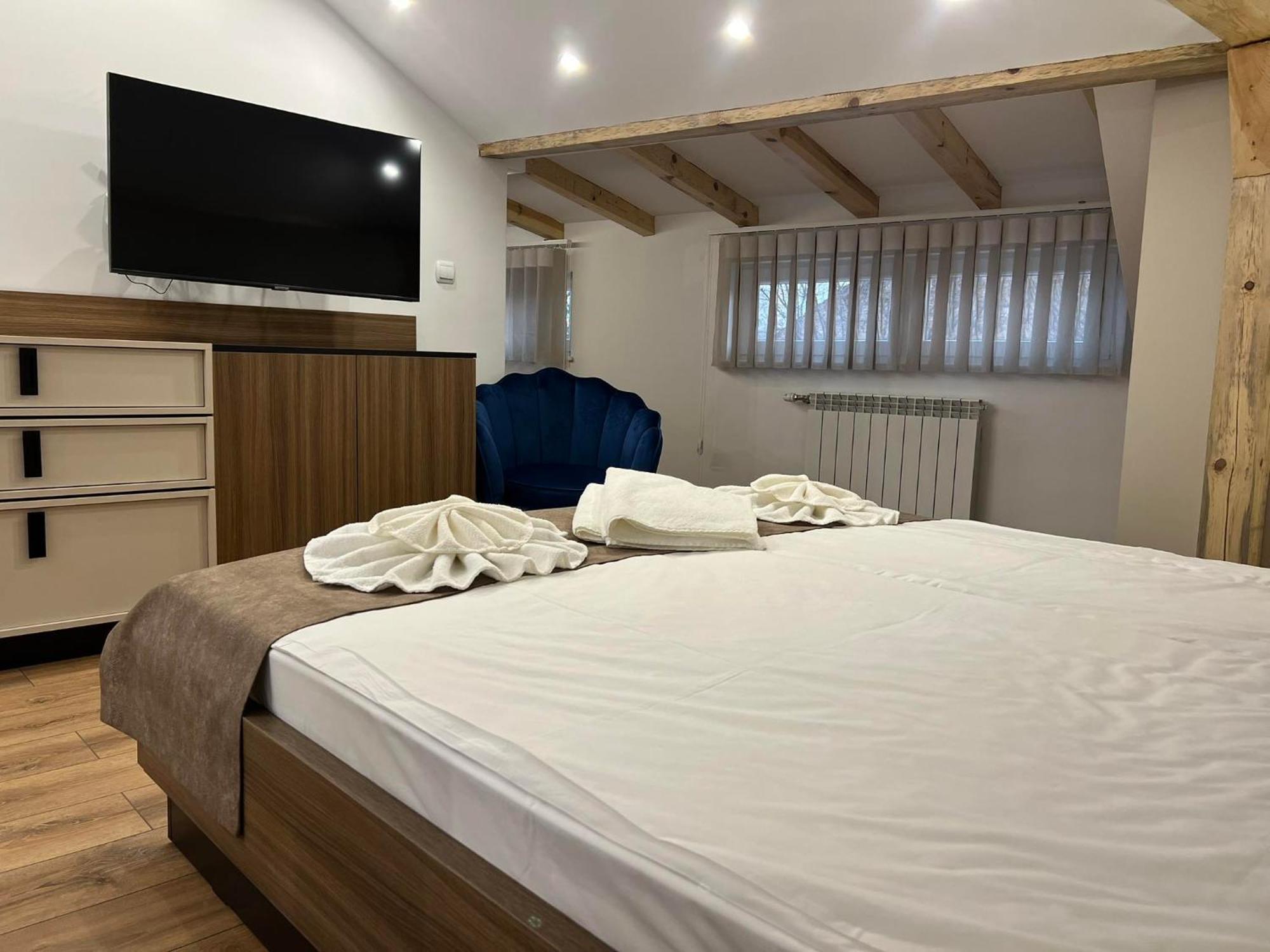 Хотел Vip Apart House プレベン エクステリア 写真