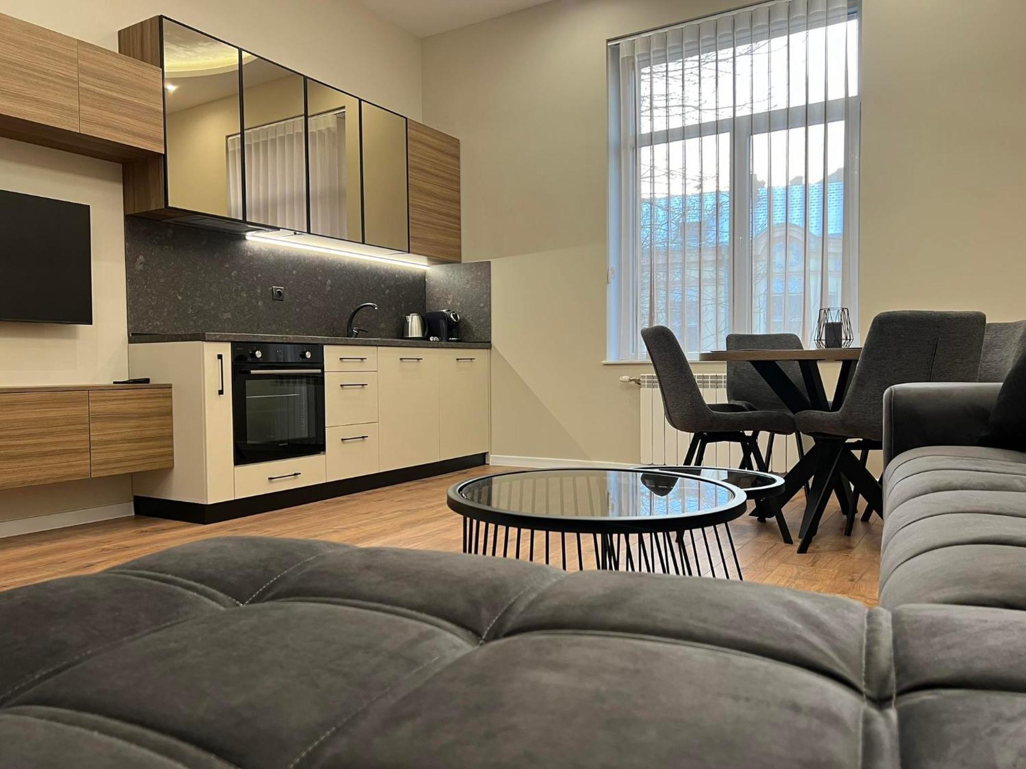 Хотел Vip Apart House プレベン エクステリア 写真